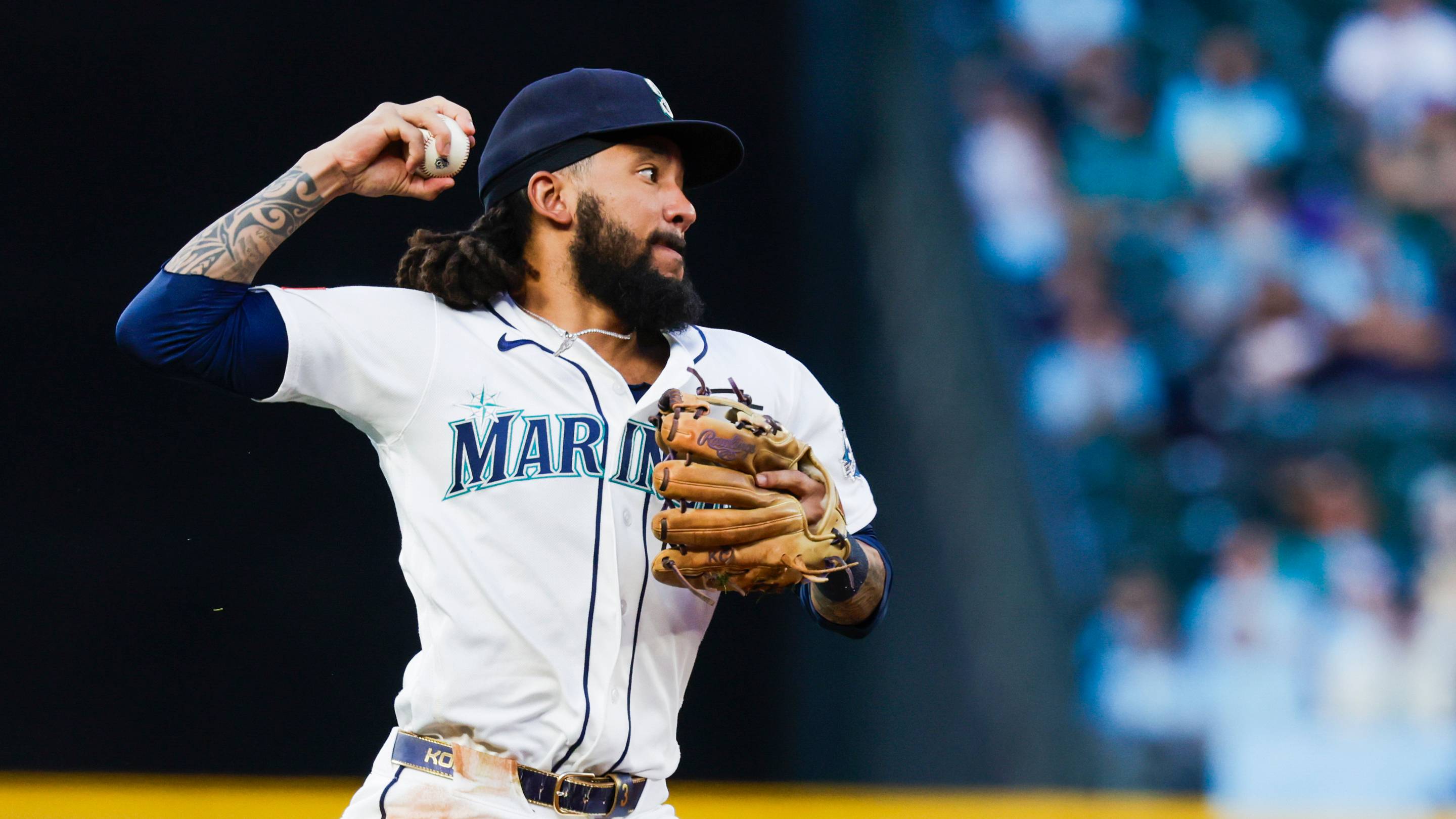 Twins could have ideal buy-low opportunity with long-time Mariner J.P. Crawford — Puckett's Pond (Twins)